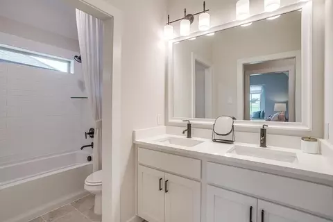 Bath - 2100 Baxter Rd, Celina, TX 75009 photo 7 of 23