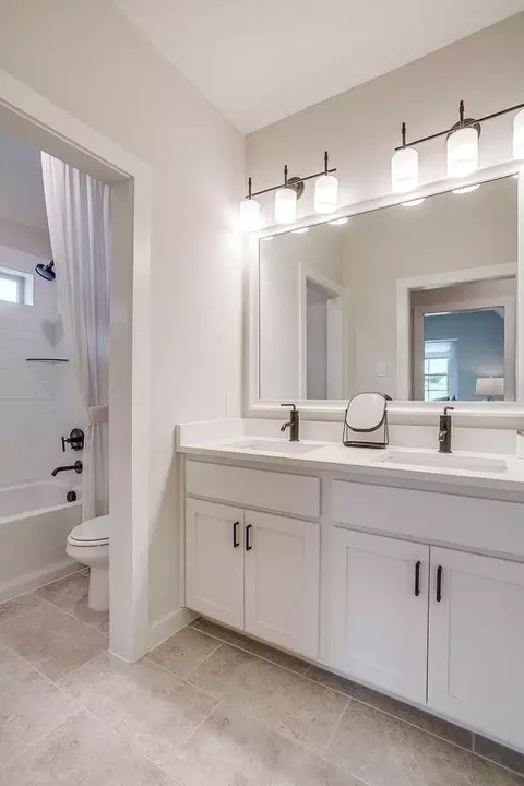 Bath - 2100 Baxter Rd, Celina, TX 75009 photo 8 of 23
