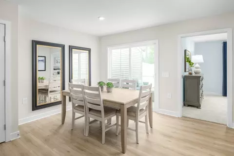 Dining - 893 Alaska Dr, Myrtle Beach, SC 29579 photo 2 of 2
