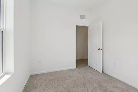 Bedroom - 4800 Toho Shores Dr, Saint Cloud, FL 34772 photo 7 of 9
