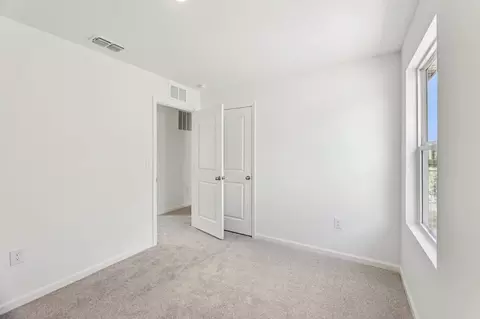 Bedroom - 4800 Toho Shores Dr, Saint Cloud, FL 34772 photo 5 of 9