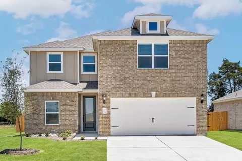 905 Cottonwood Ave, Hutchins, TX 75141