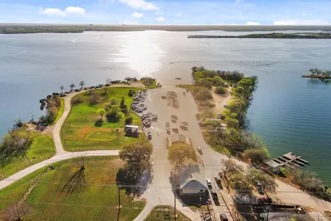 View/Area - 23551 Mathis Rd, Elmendorf, TX 78112 photo 2 of 4