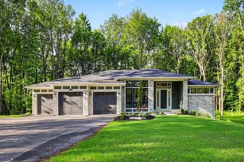 Tormiston Drive, Haslett, MI 48840