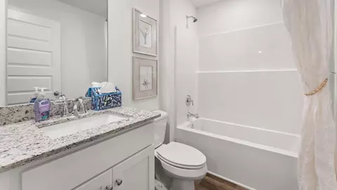 Bath - 96 Dockside Rd, Freeport, FL 32439 photo 2 of 3