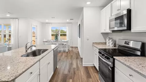 Kitchen - 96 Dockside Rd, Freeport, FL 32439 photo 5 of 5