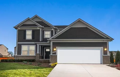 702 Risdon Trl N, Saline, MI 48176