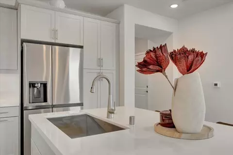 Kitchen - 1721 Autumn Sage Pl, Lompoc, CA 93436 photo 4 of 8