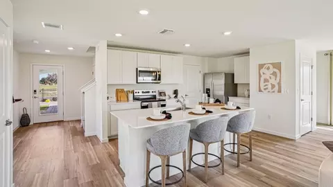 Kitchen - 3070 NE 20th Ter, Ocala, FL 34470 photo 4 of 5