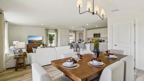 Dining - 3070 NE 20th Ter, Ocala, FL 34470 photo 2 of 3
