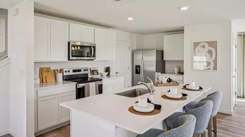 Kitchen - 3070 NE 20th Ter, Ocala, FL 34470 photo 1 of 5