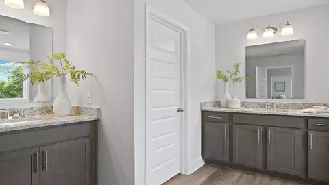 Bath - 102 Buckeye Rd, Guyton, GA 31312 photo 3 of 5