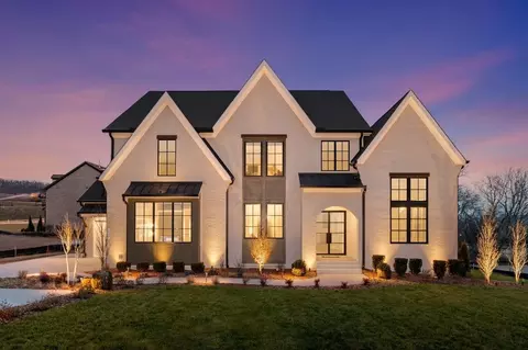 9552 Loyola Dr, Brentwood, TN 37027