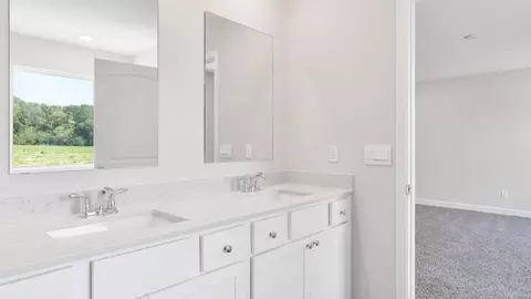 Bath - 655 Chipola Cir, Rehobeth, AL 36301 photo 3 of 7