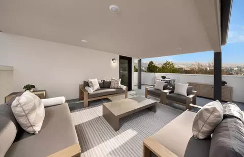2460 Willow Way, San Mateo, CA 94403
