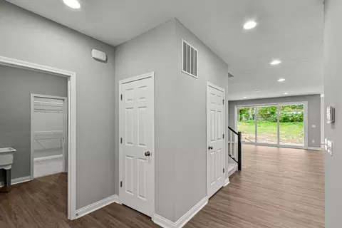 Entry Way - 1550 Acadia Dr, Maineville, OH 45039 photo 3 of 7