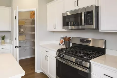 Kitchen - 8009 Zoar Rd, Maineville, OH 45039 photo 1 of 1