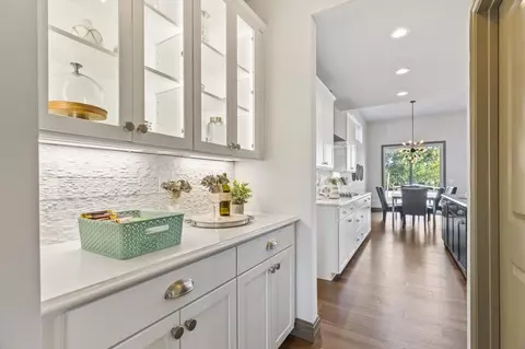 Kitchen - 236 Randlin Dr, O'fallon, MO 63367 photo 2 of 10