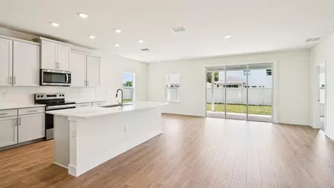 Living - 10370 Tucker Rd, Weeki Wachee, FL 34613 photo 2 of 5