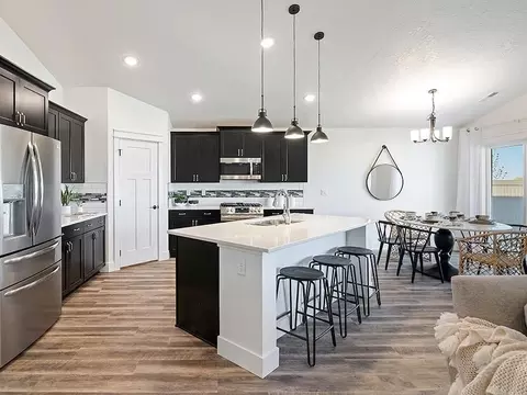 Kitchen - 377 N Eloise St, Kuna, ID 83634 photo 6 of 6