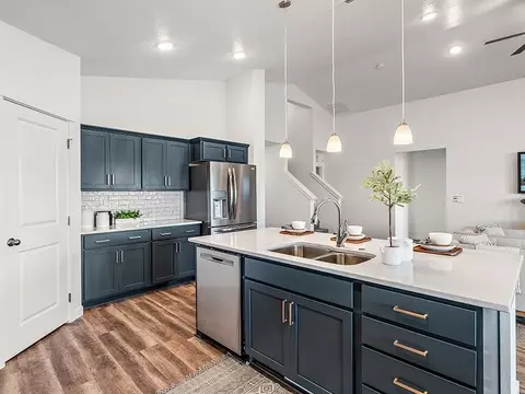 Kitchen - 377 N Eloise St, Kuna, ID 83634 photo 4 of 6