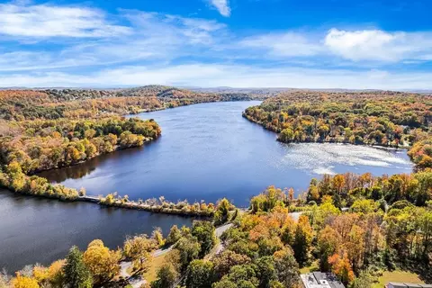 View/Area - 41 Drewsclift Dr, Southeast, NY 10509 photo 1 of 1