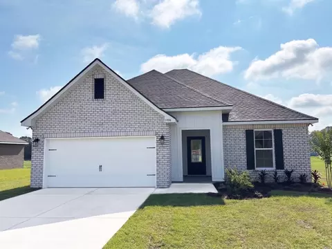 5906 Luckenbach Ln, Crestview, FL 32539