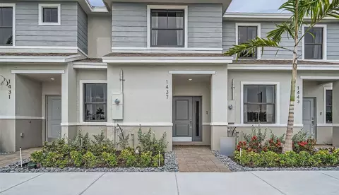 520 NE 14 Ter, Florida City, FL 33034