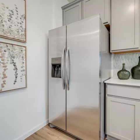 Kitchen - 15028 Goujon Gates Dr, Conroe, TX 77302 photo 2 of 10