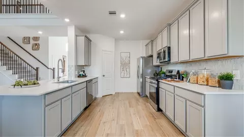 Kitchen - 15028 Goujon Gates Dr, Conroe, TX 77302 photo 5 of 10