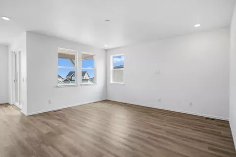 Living - 703 Pershing Pt, Elizabeth, CO 80107 photo 2 of 3