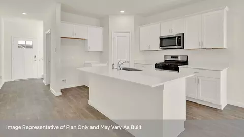 Entry Way - 430 Denali Dr, Kyle, TX 78640 photo 3 of 10