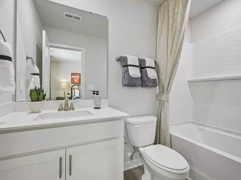 Bath - 2145 Topsail Rd, Durham, NC 27704 photo 4 of 9