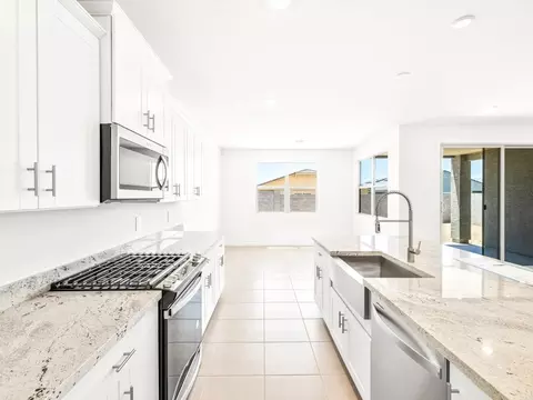 Kitchen - 5337 S 244th Ave, Buckeye, AZ 85326 photo 3 of 8