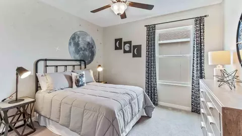 Bedroom - 13610 Fenwick Stream Dr, Wimauma, FL 33598 photo 3 of 12