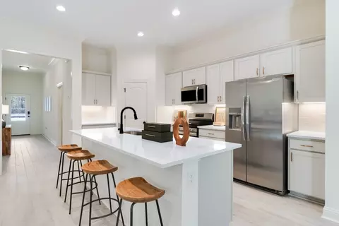 Kitchen - 21407 Shadow Bend Dr, Covington, LA 70435 photo 1 of 4