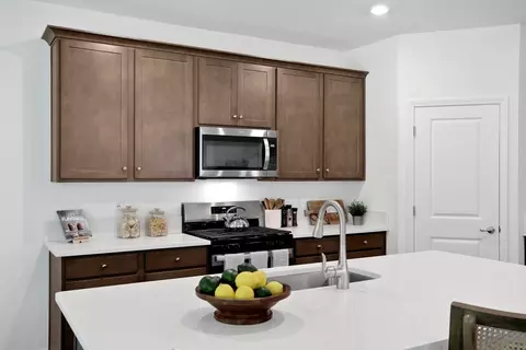 Kitchen - 304 Barbosa Trl, Saint Augustine, FL 32095 photo 2 of 10