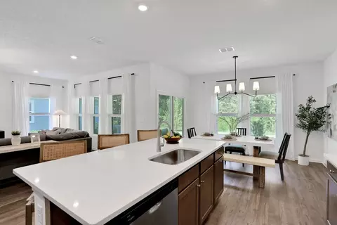 Kitchen - 304 Barbosa Trl, Saint Augustine, FL 32095 photo 5 of 10