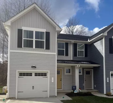 353 Rockridge Dr, Amherst, OH 44001