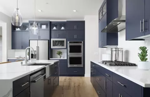 Kitchen - 825 River Bend Dr, Lathrop, CA 95330 photo 4 of 5