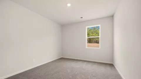 Bedroom - 184 Melrose Ct, Jefferson, GA 30549 photo 1 of 10