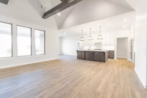 Living - 932 Hydrangea Way, Edmond, OK 73034 photo 2 of 19