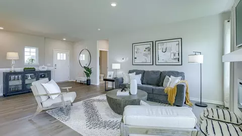 Living - 17101 Cook St, Bennington, NE 68007 photo 2 of 6