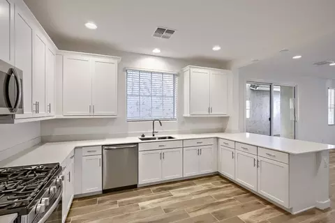 Kitchen - 8304 E Peterson Ave, Mesa, AZ 85212 photo 2 of 4