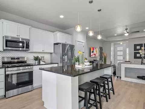 Kitchen - 1919 Cashel St, Middleton, ID 83644 photo 6 of 10