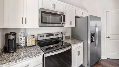 Kitchen - 57 Sunriff Ct, Greer, SC 29651 photo 2 of 3