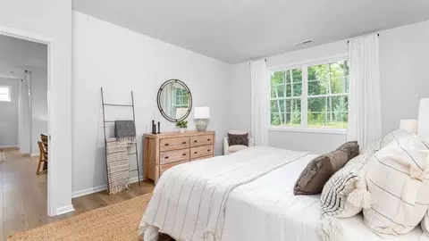 Bedroom - 1607 Abberly Pl, Graham, NC 27253 photo 8 of 11