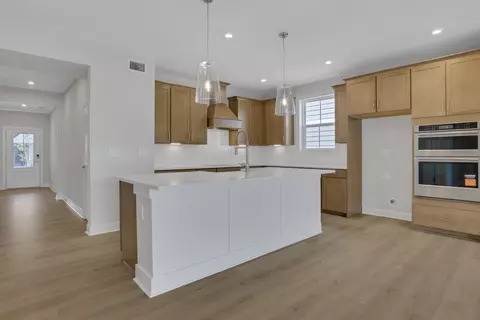 Entry Way - 121 Willowfern Ln, Marietta, GA 30066 photo 1 of 3