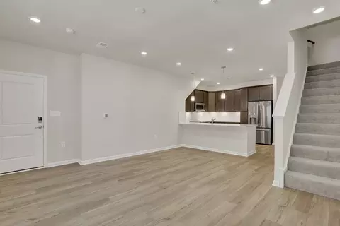 42639 Darala Dr, Ashburn, VA 20147