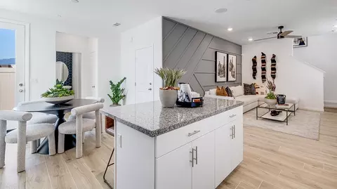 Kitchen - 1701 Lightning St, Rialto, CA 92376 photo 4 of 6